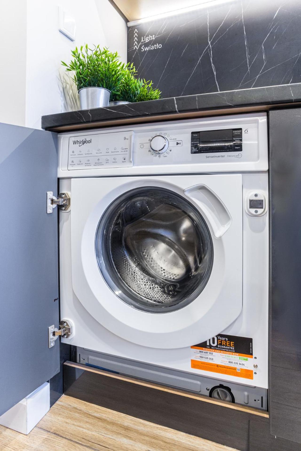 Apartamenty Ceglana Park -Parking W Hali Garazowej- Piekne Nowe Osiedle Katowice Buitenkant foto